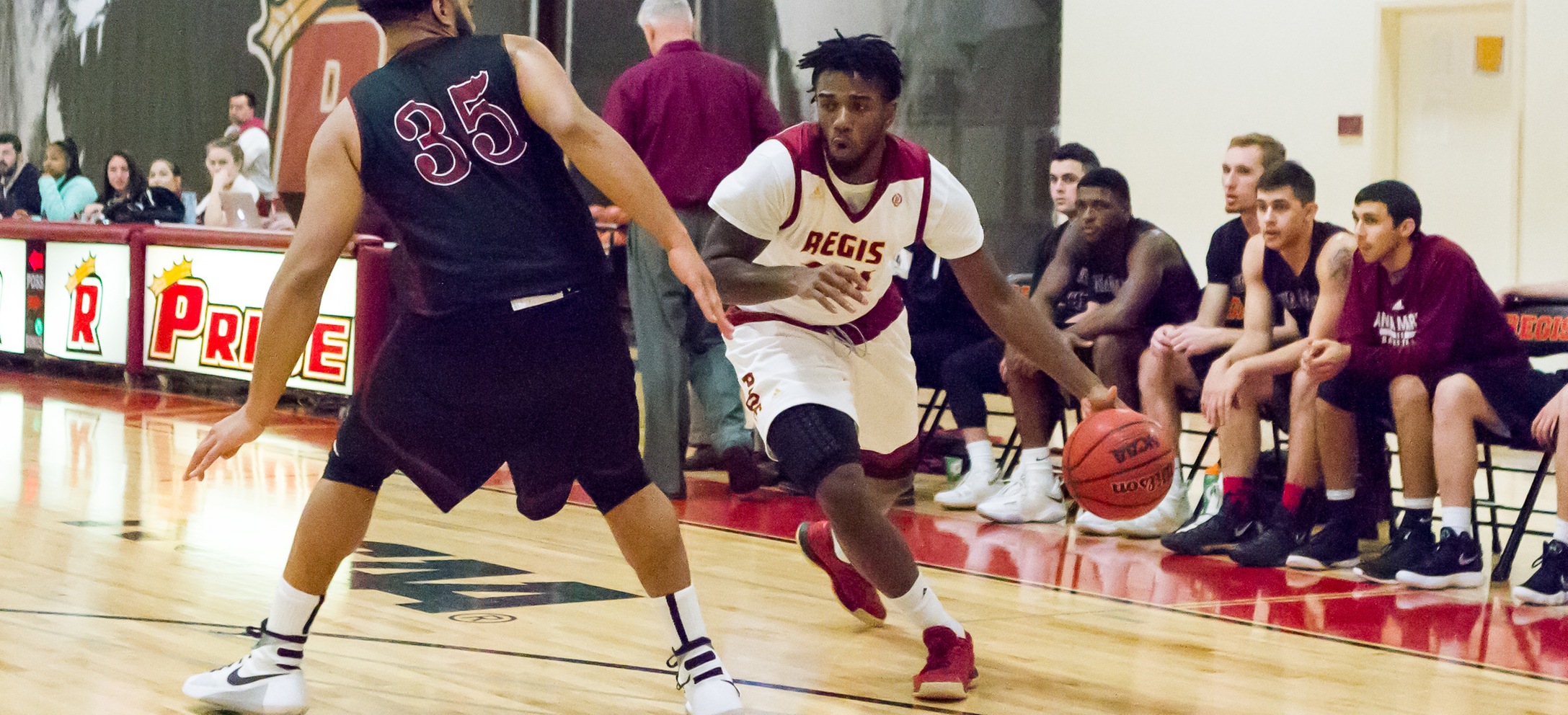Blistering Second-Half Shooting Lifts Men's Basketball By Mount Ida