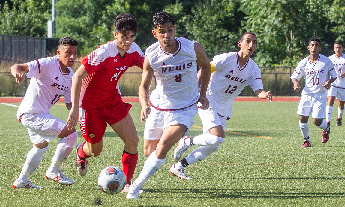 Men’s Soccer Unable to Rally on Road
