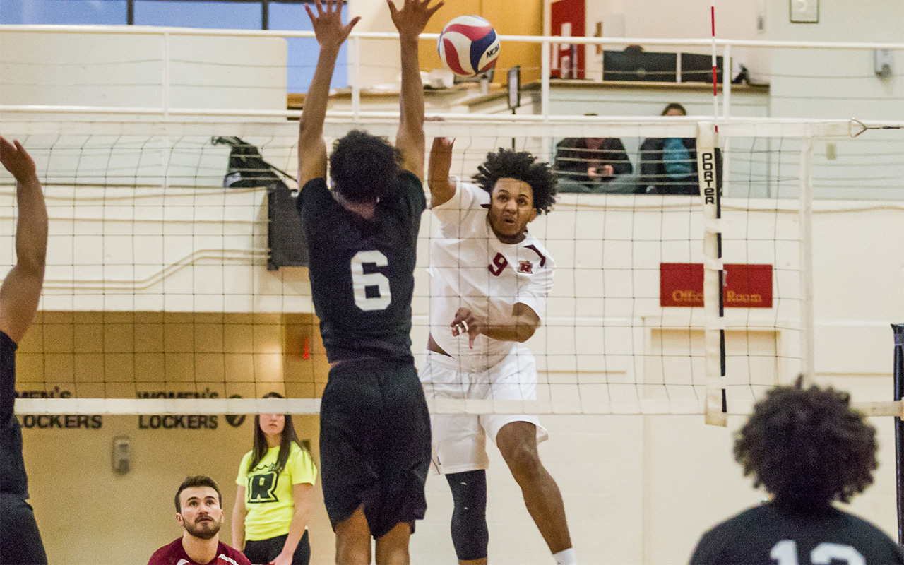 Men’s Volleyball Falls To Rivier, Wentworth in GNAC Trimatch Action