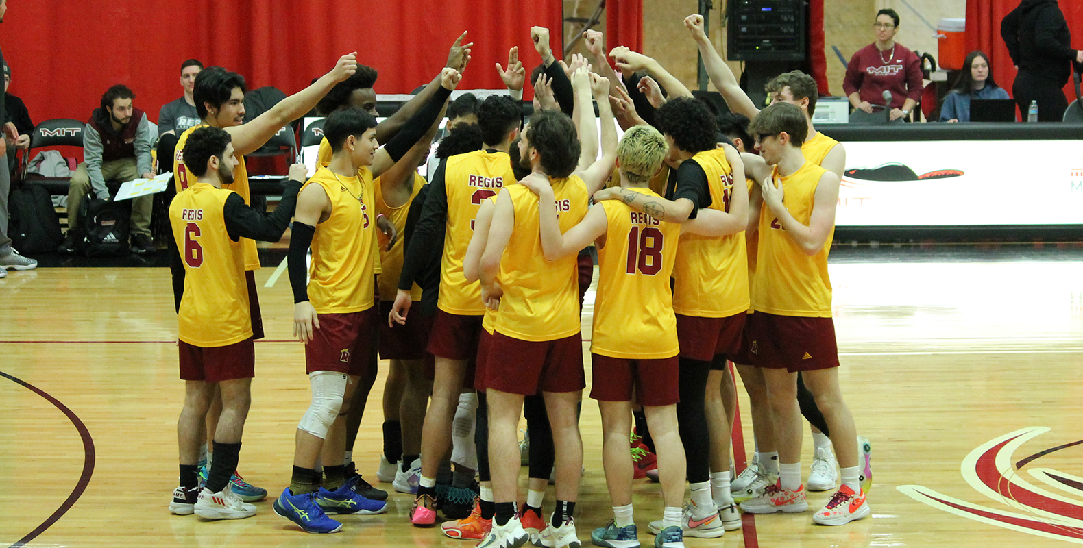 Men’s Volleyball Loses in Tri-Match in Pennsylvania