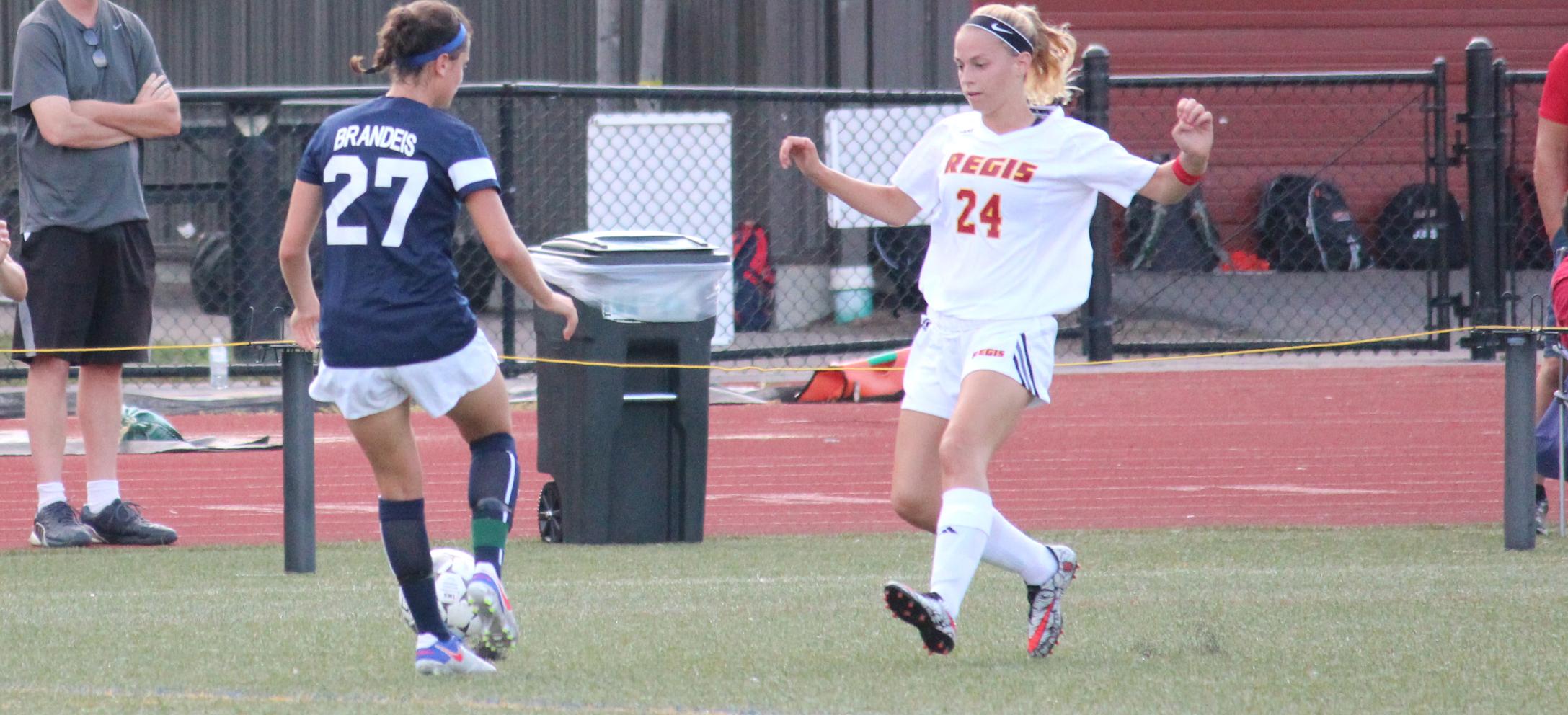 Women's Soccer Falls To Lesley In NECC Semifinals