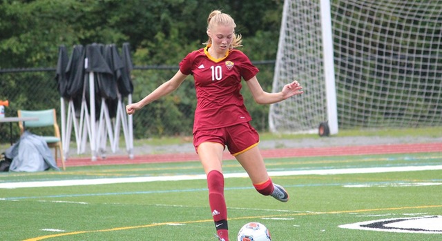 Women’s Soccer Rallies for 3-2 Road Victory
