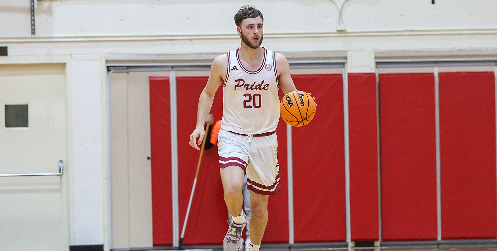 Regis Men's Hoop Earns 72-58 Victory