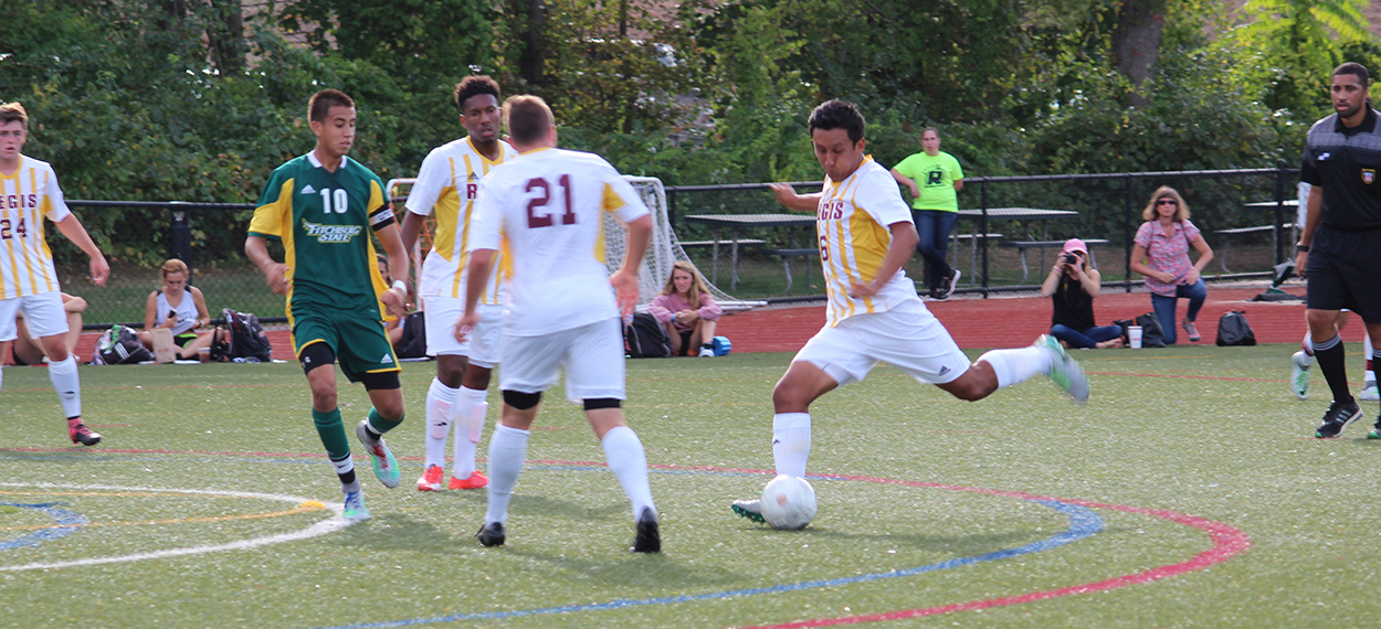 Men's Soccer Tops Fitchburg State to Remain Perfect at Home