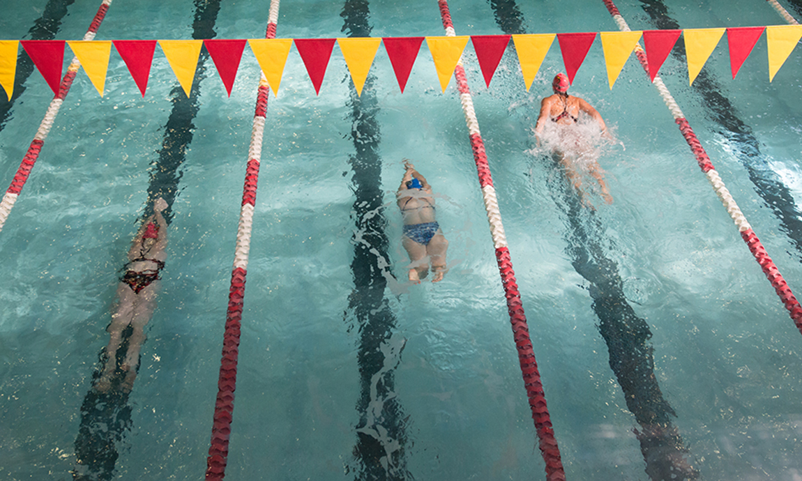 Regis Swimming and Diving Teams Ready for New Season