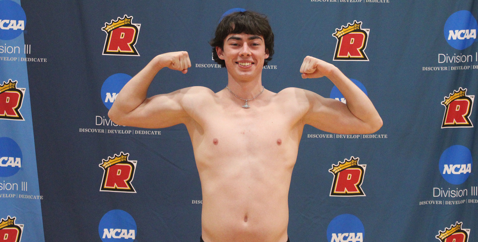 School Records Lead to Victory for Men’s Swim and Dive Team