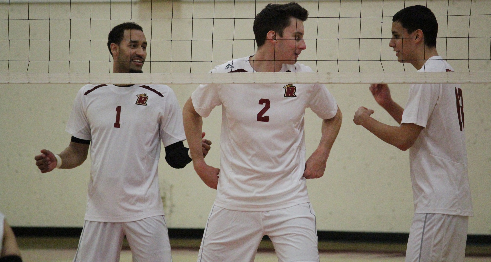 Men's Volleyball Sweeps Mount Ida, Falls To No. 14 Wentworth in GNAC Openers