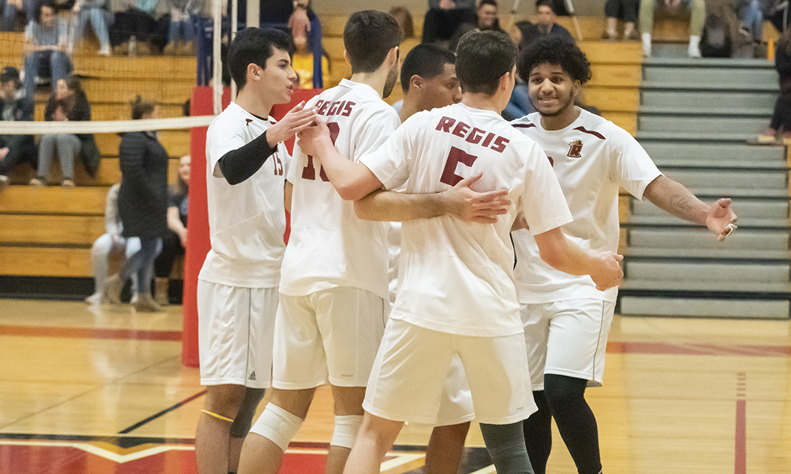 Pride of 2019: Men’s Volleyball Wins Exciting Senior Night Contest