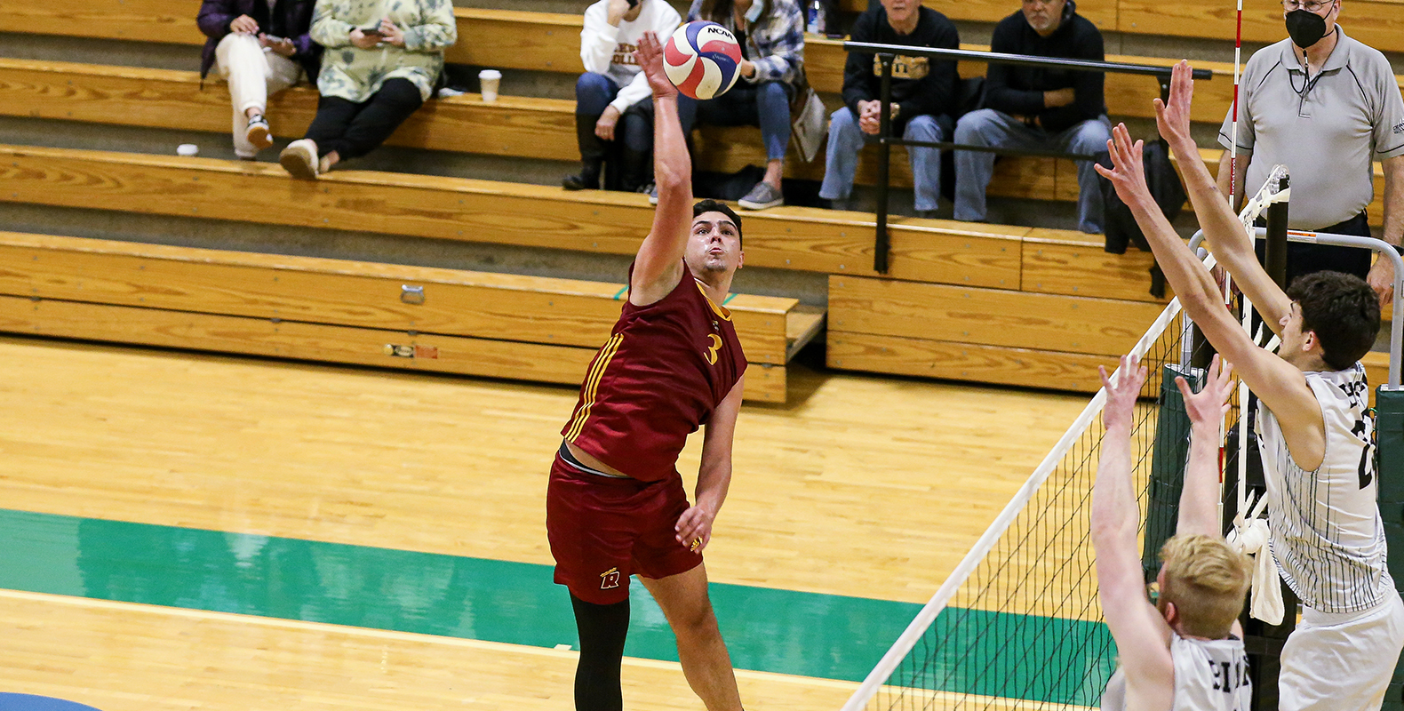 Men’s Volleyball Takes Two GNAC Contests Saturday