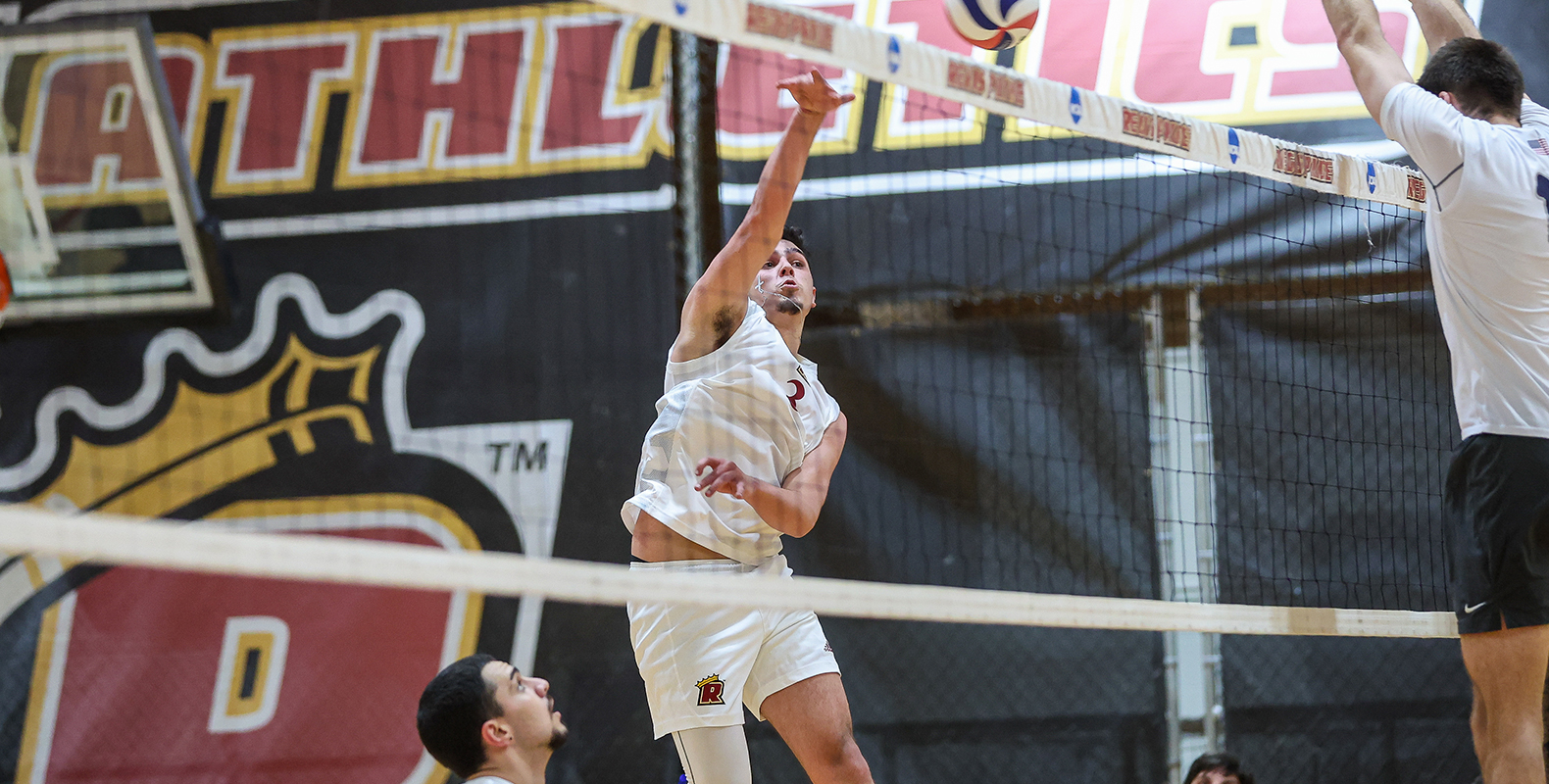 Men’s Volleyball Opens 2024 Season with Tough Loss
