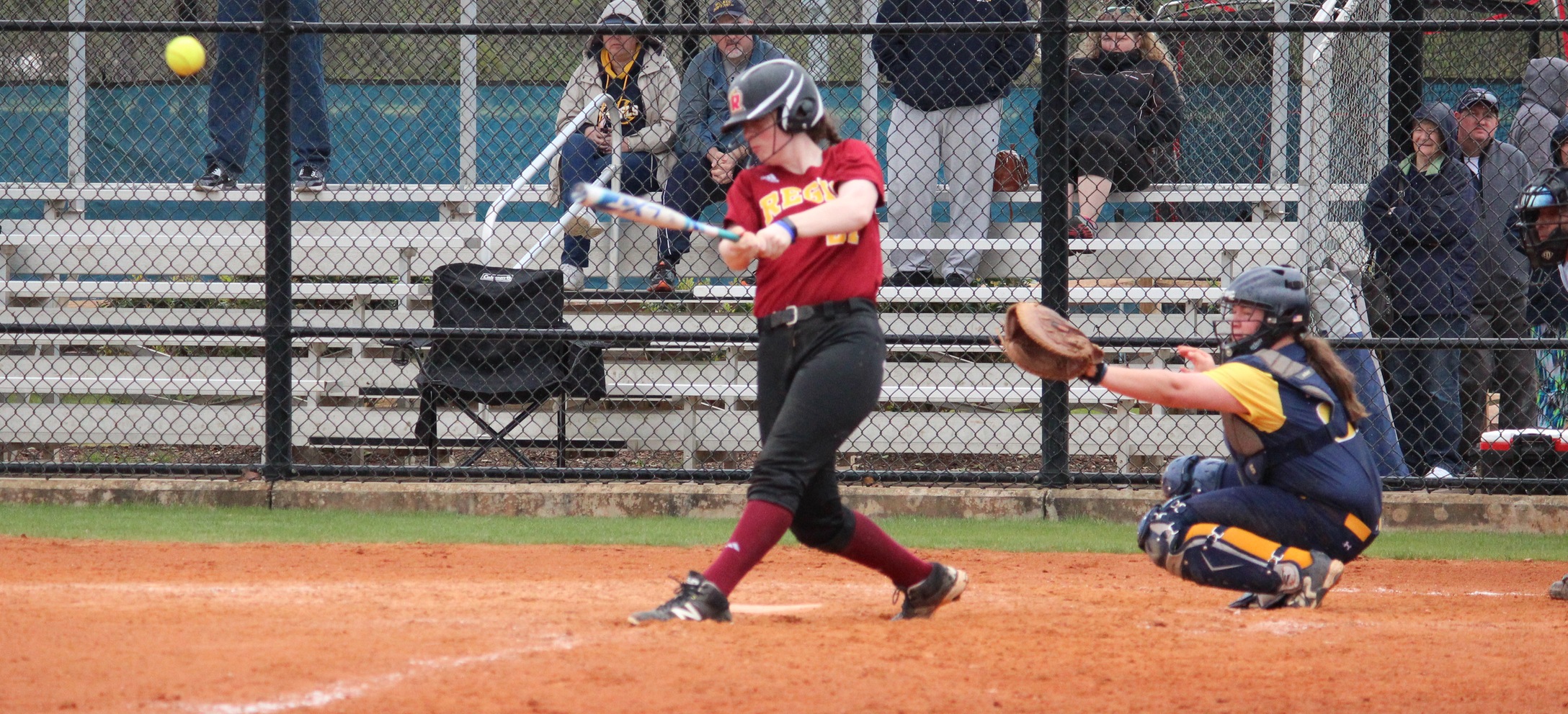 Softball Completes Doubleheader Sweep with Win over Medaille