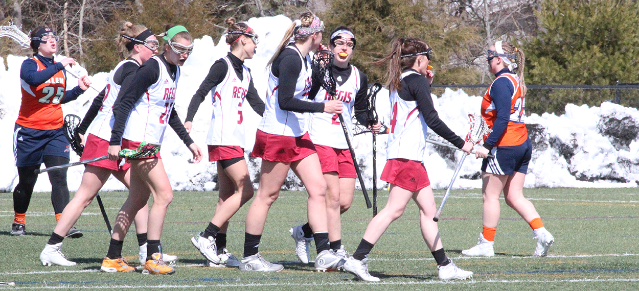 Women's Lacrosse Comes From Behind to Stay Unbeaten