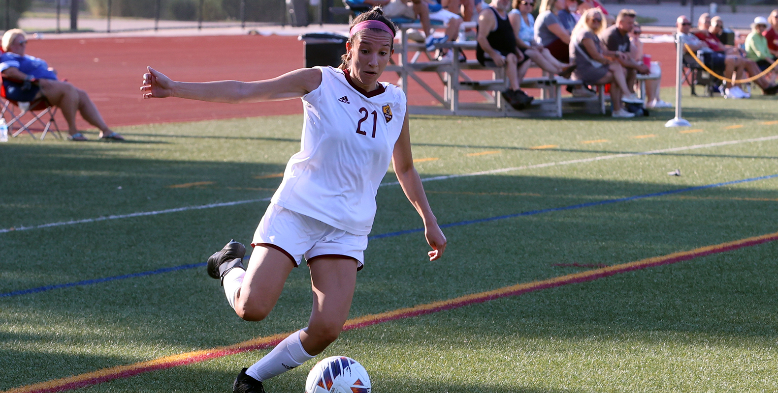 Pride Women’s Soccer Cruises to Conference Victory