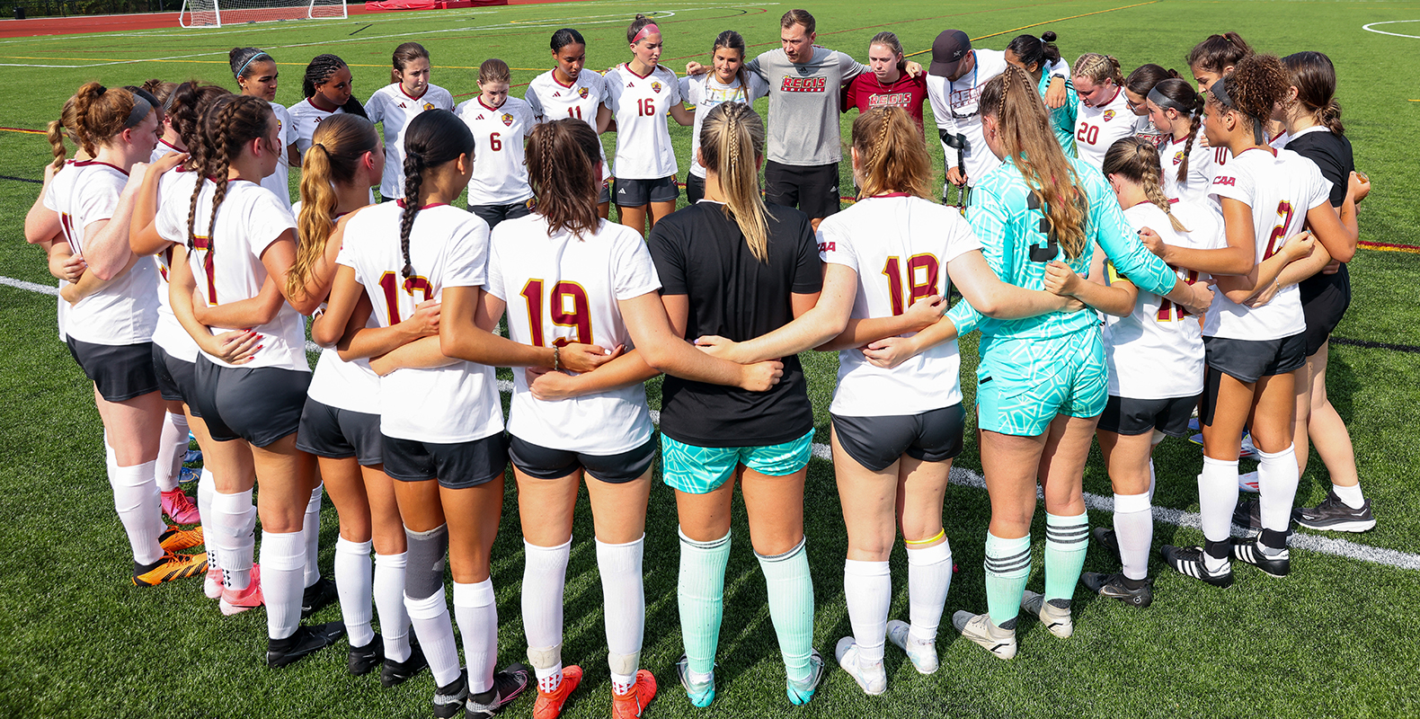 Women’s Soccer Falls to Nationally Ranked Tufts