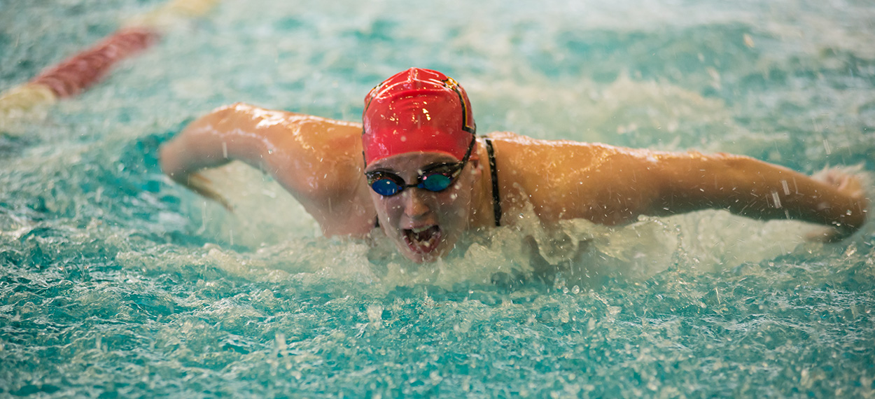 Rainville, Zernitsky Highlight Swimming At Eastern Connecticut Trimatch