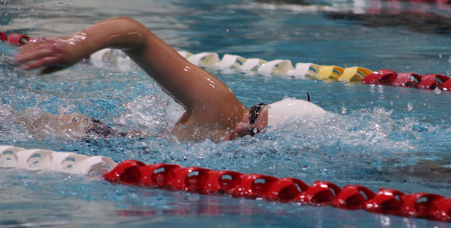 Regis Women’s Swim Team Sweeps Double-Dual Meet