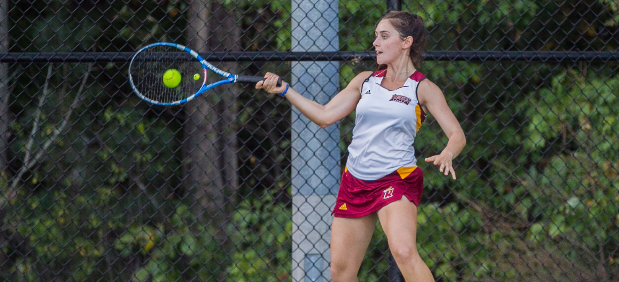 Women's Tennis Stays Unbeaten in GNAC with Thrilling Win over Simmons