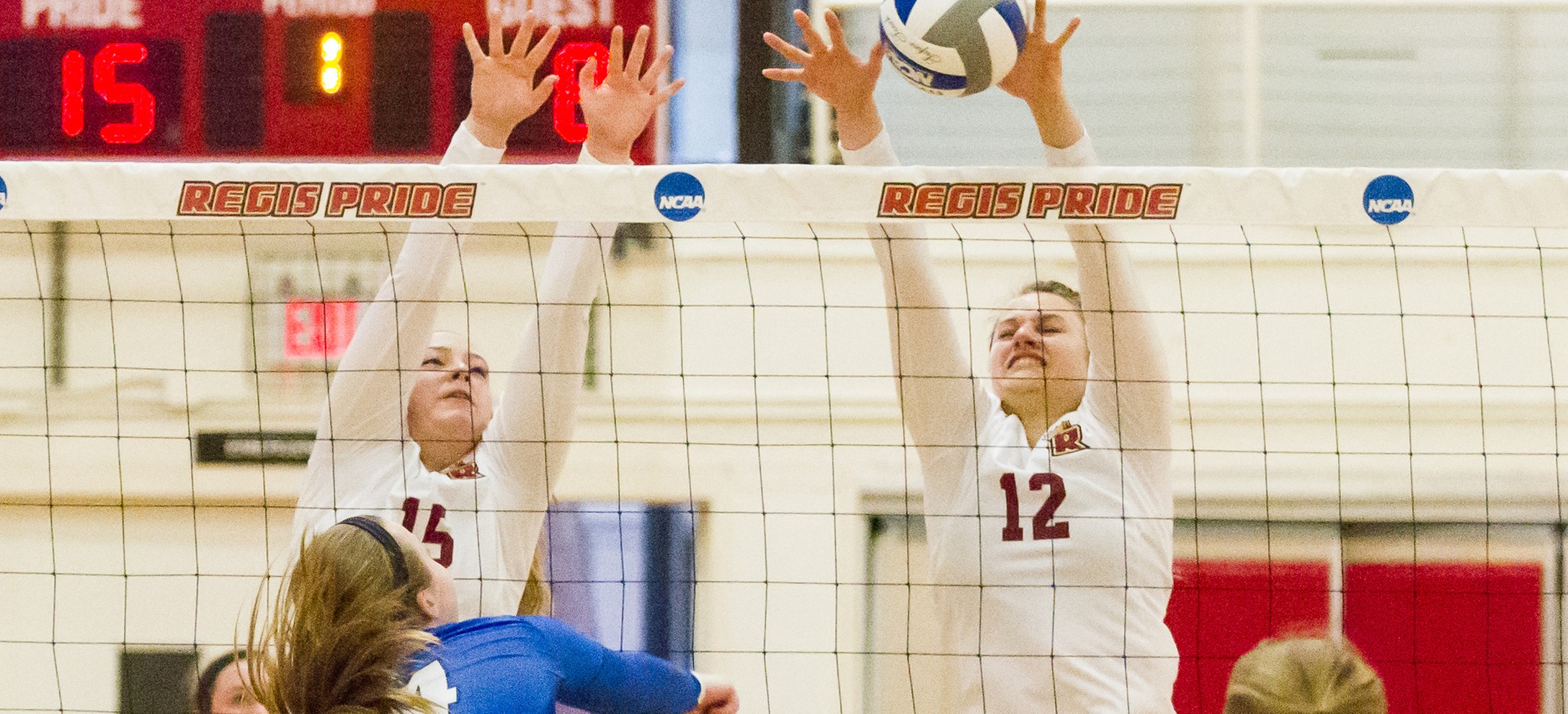 Faber, Veasey Post Career Highs, Women's Volleyball Falls At Brandeis
