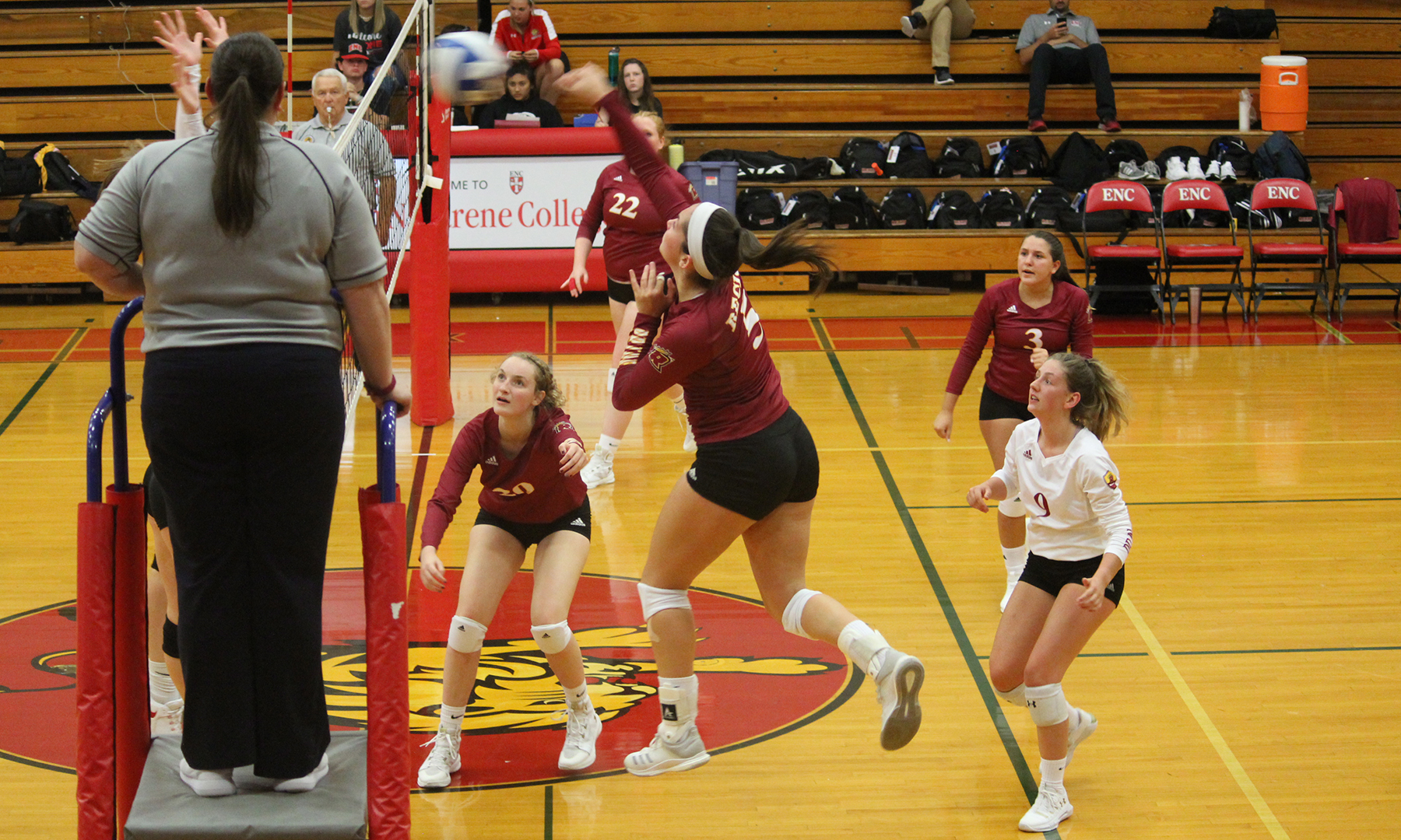 Women’s Volleyball Loses Friday Match at ENC Invitational